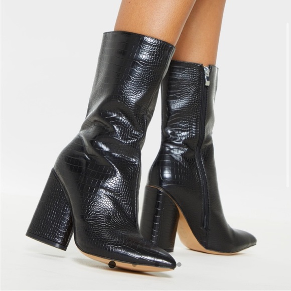 Black Croc Chunky Block Heel Point Toe Boots - Picture 2 of 7